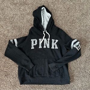 EUC VS PINK HOODIE